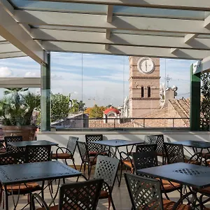 Bed & Breakfast Domus Sessoriana, Roma